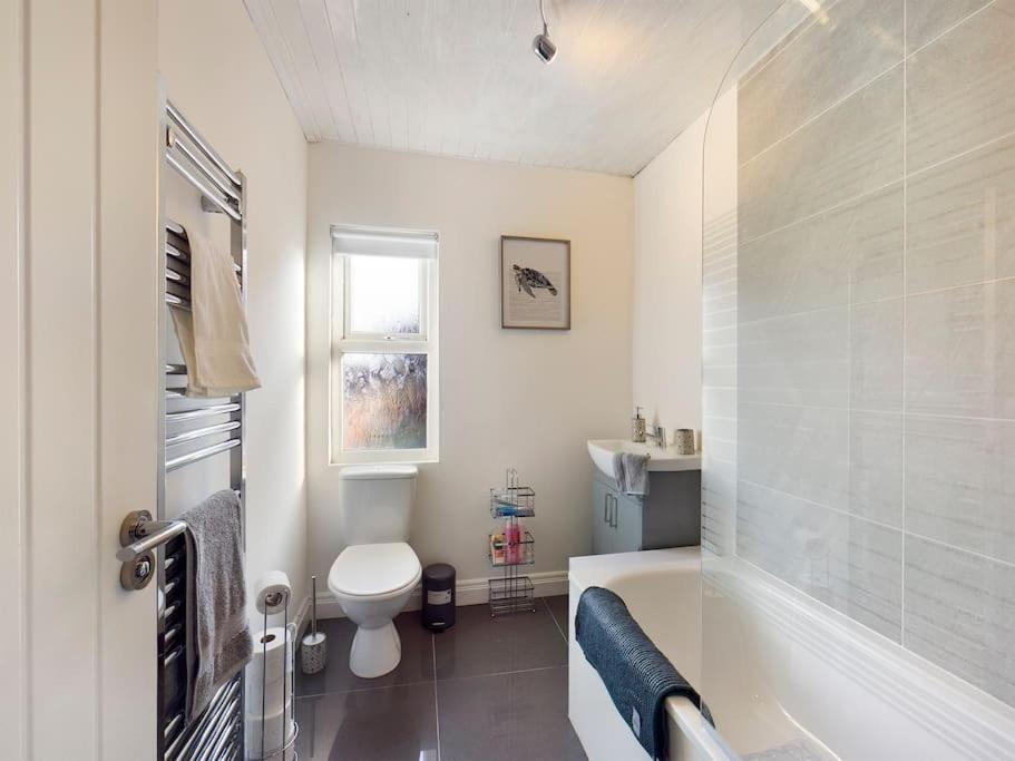 It'S Broadway Baby! Great House Close To City Centre Belfast Esterno foto